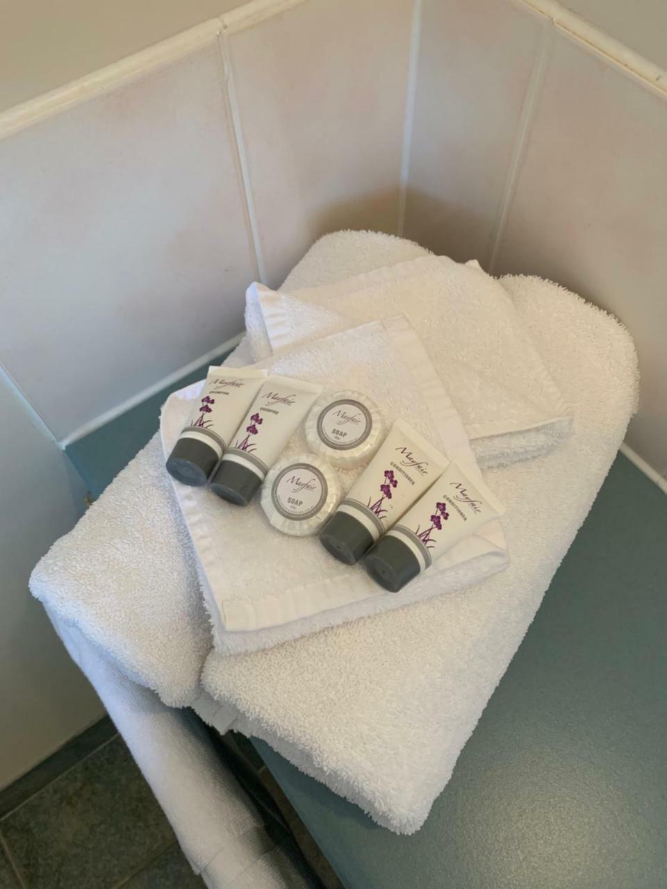 קאווס Arthur Phillip Motor Inn מראה חיצוני תמונה